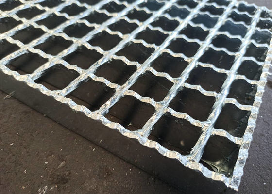 Safety Durable Heavy Duty Steel Grating Lightweight Anti Corrosion