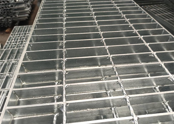 Smooth Bar Grating Stair Treads Easy Install Metal Bar Grating Non Slip