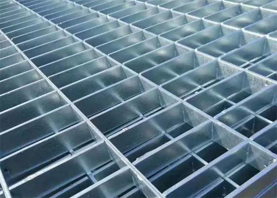 Press Locked Steel Grating , Serrated Surface Bar Grating Manufacturers