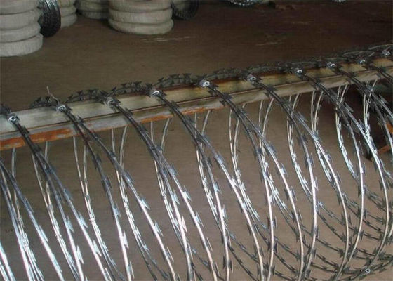 Ζεστό βουτηγμένο γαλβανισμένο Concertina συρματόπλεγμα BTO30 συρματόπλεγμα
